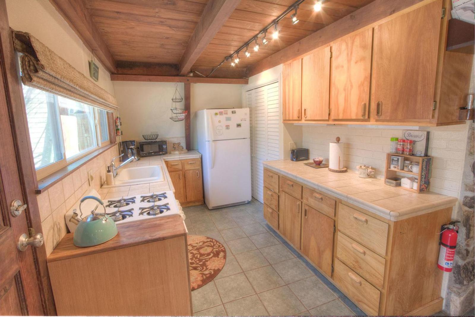 Tahoe Chalet by Lake Tahoe Accommodations Main image 2